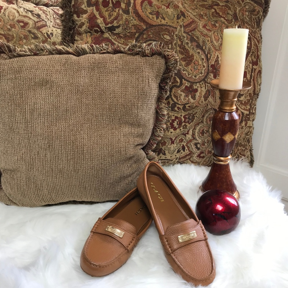 NIB Coach Frederica Loafers Moccasins Flat Tan 10M